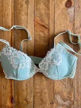 🇬🇧Marks & Spencer Light Aqua Lace Bra with Cream Trim - 34C Women Intimates
